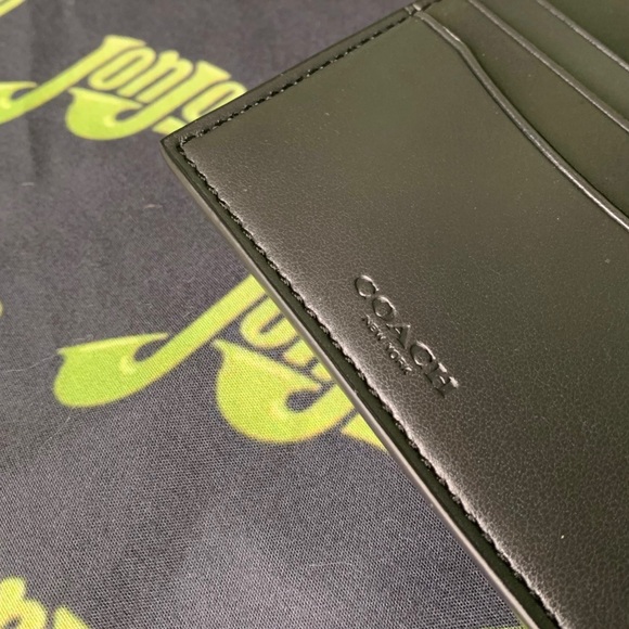 Rare Coach x NASA Passport Case, Signature Canvas - Picture 4 of 6